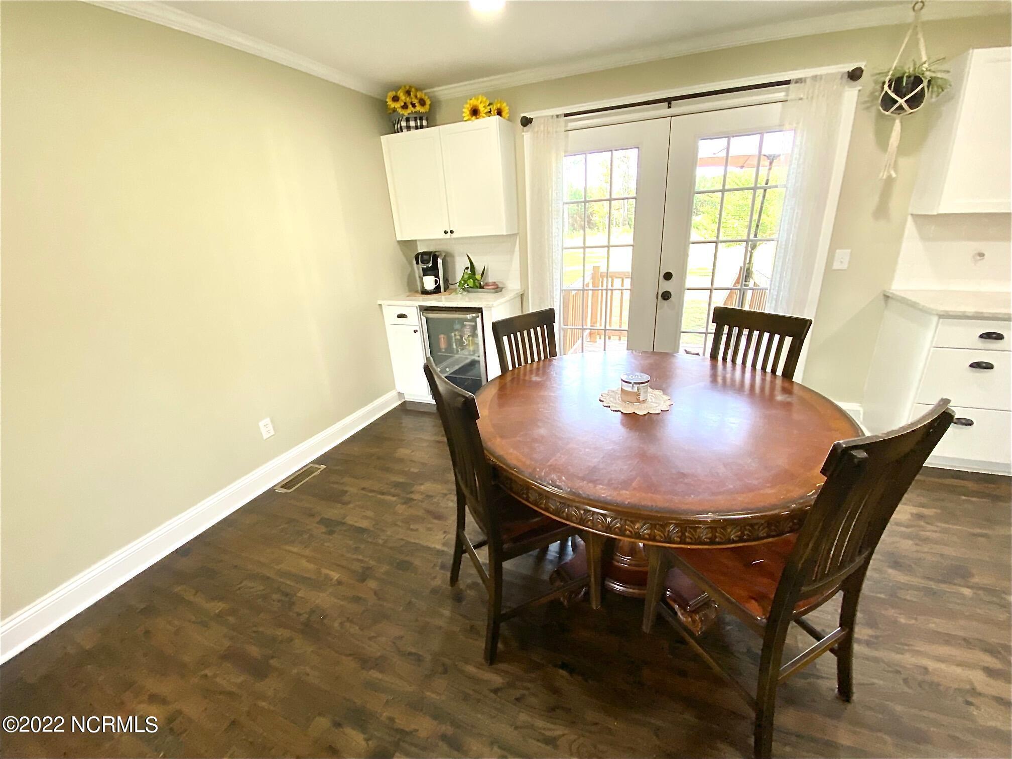 4078 Twisted Hickory Road Elizabethtown, NC 28337 - Photo 16 of 46 Coffee Bar and Rear French Doors