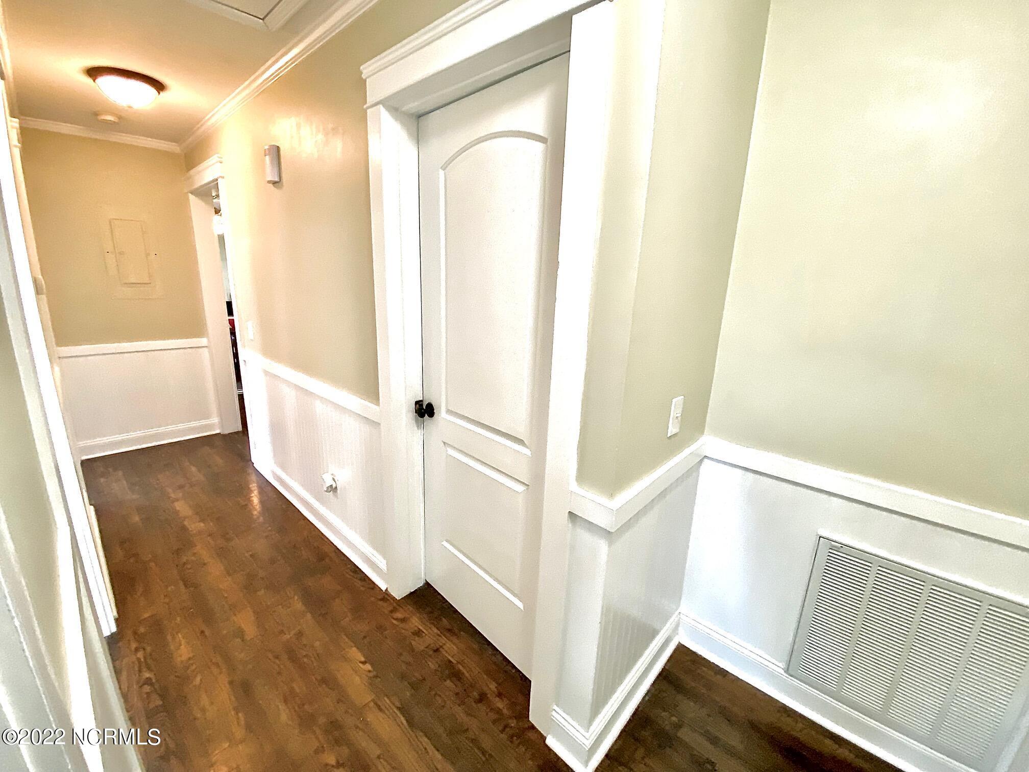 4078 Twisted Hickory Road Elizabethtown, NC 28337 - Photo 31 of 46 Hall View