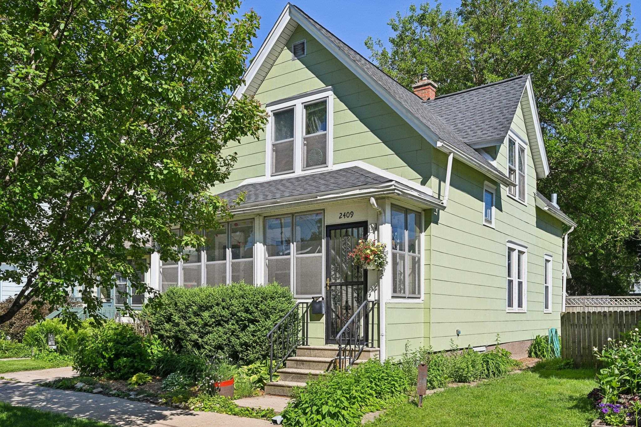 2409 East Mifflin St