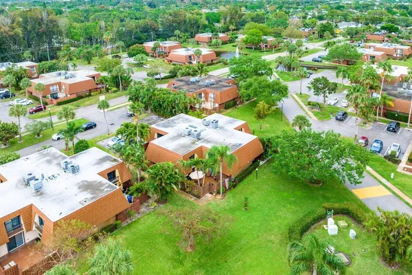 $485,000 | 825 Center Street, Unit 13B, Jupiter, FL 33458