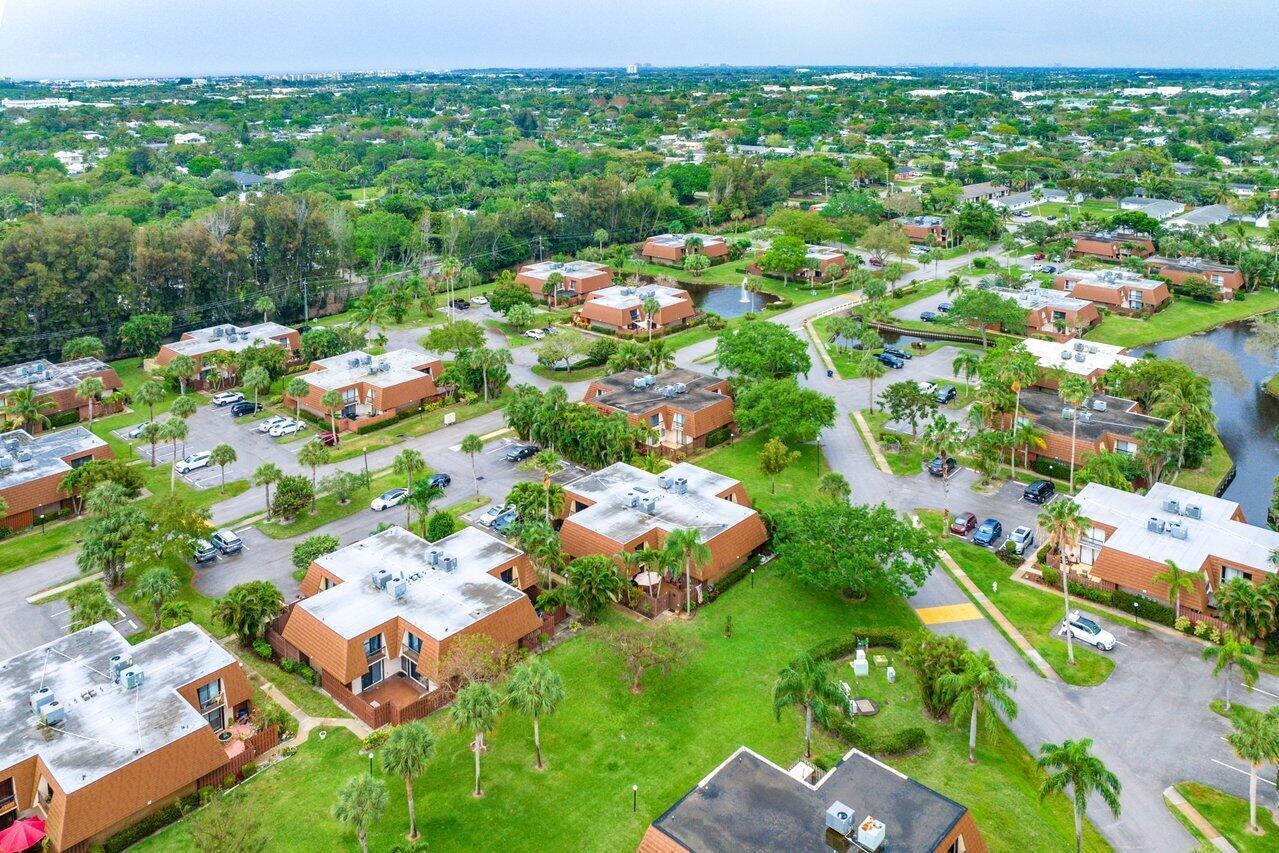 825 Center Street, Unit 13B Jupiter, FL 33458 - Photo 32 of 39 20240311181533610732000000-o