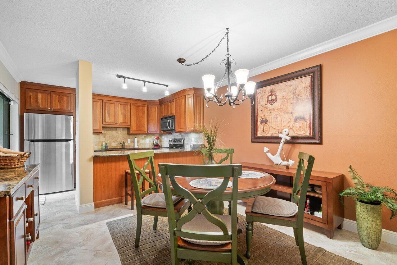 825 Center Street, Unit 13B Jupiter, FL 33458 - Photo 6 of 39 20240311181454800504000000-o
