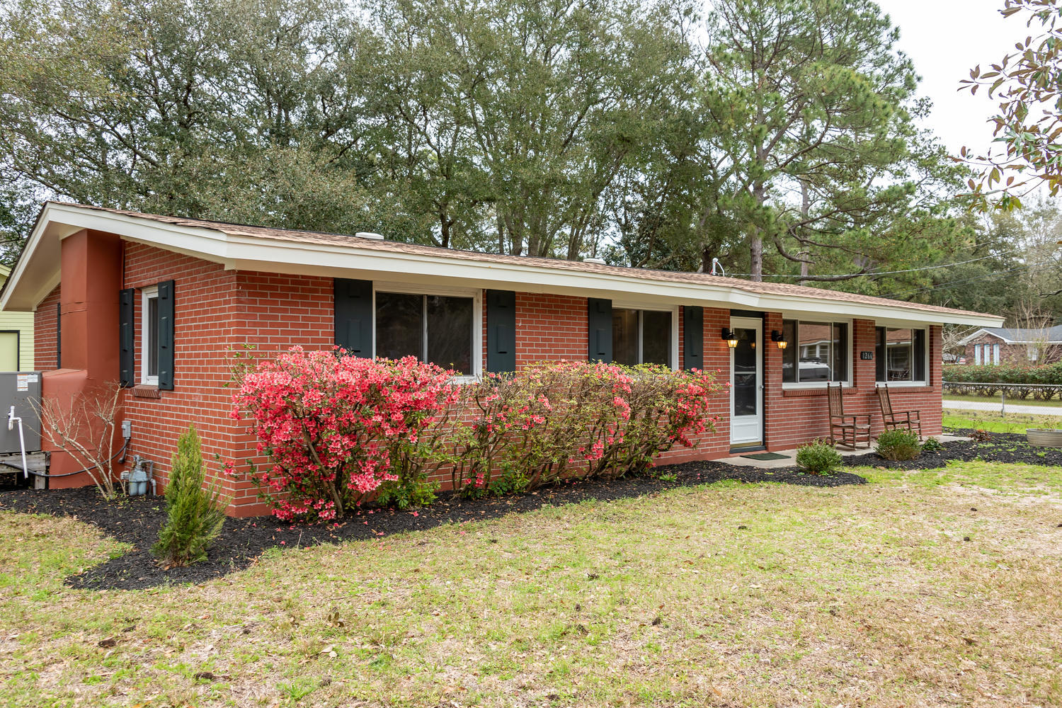 1266 Stone Post Road Charleston, SC 29412 - Photo 6 of 24 1266 Stone Post Rd Charleston-002-024-KL