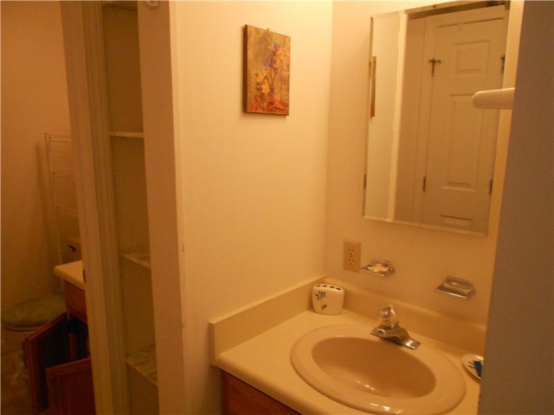 1762 Post Road, Unit 239 Wells, ME 04090 - Photo 11 of 13 Bathroom.