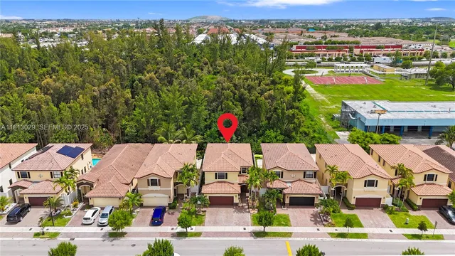 $700,000 | 3502 West 86th Terrace, Hialeah, FL 33018