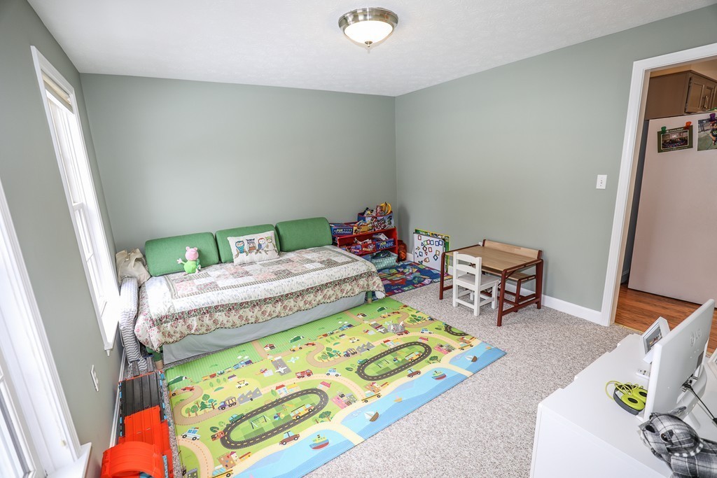 5 Stonegate Road, Unit 3 Chelmsford, MA 01824 - Photo 13 of 28