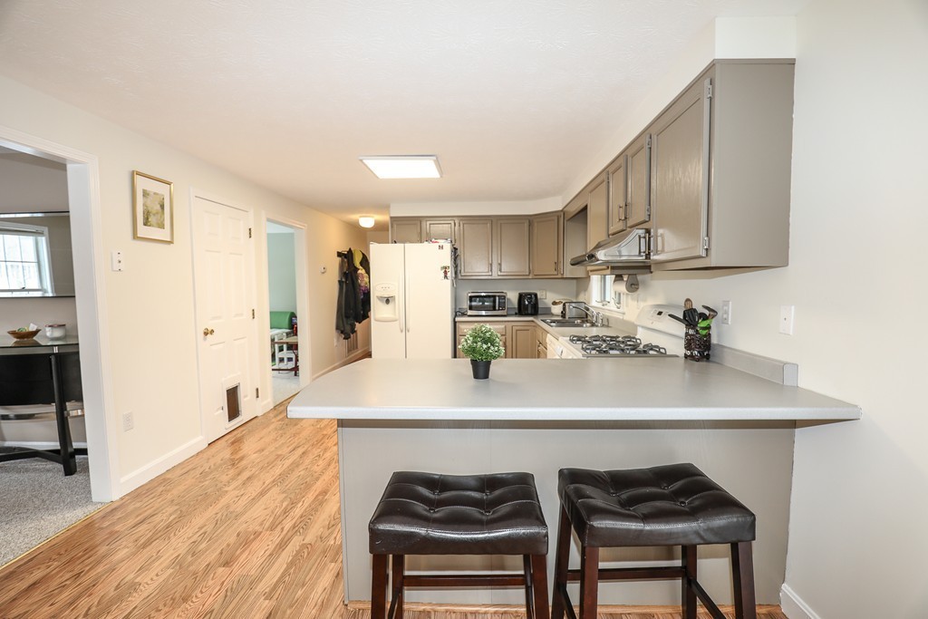 5 Stonegate Road, Unit 3 Chelmsford, MA 01824 - Photo 5 of 28