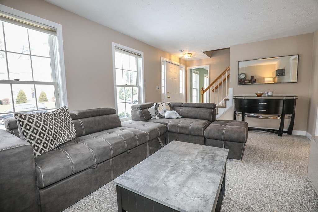 5 Stonegate Road, Unit 3 Chelmsford, MA 01824 - Photo 8 of 28