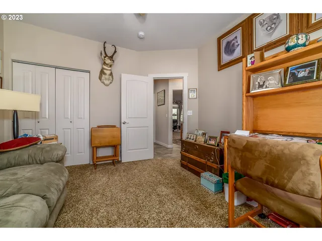 $516,000 | 48482 Meadow Way, Oakridge, OR 97463