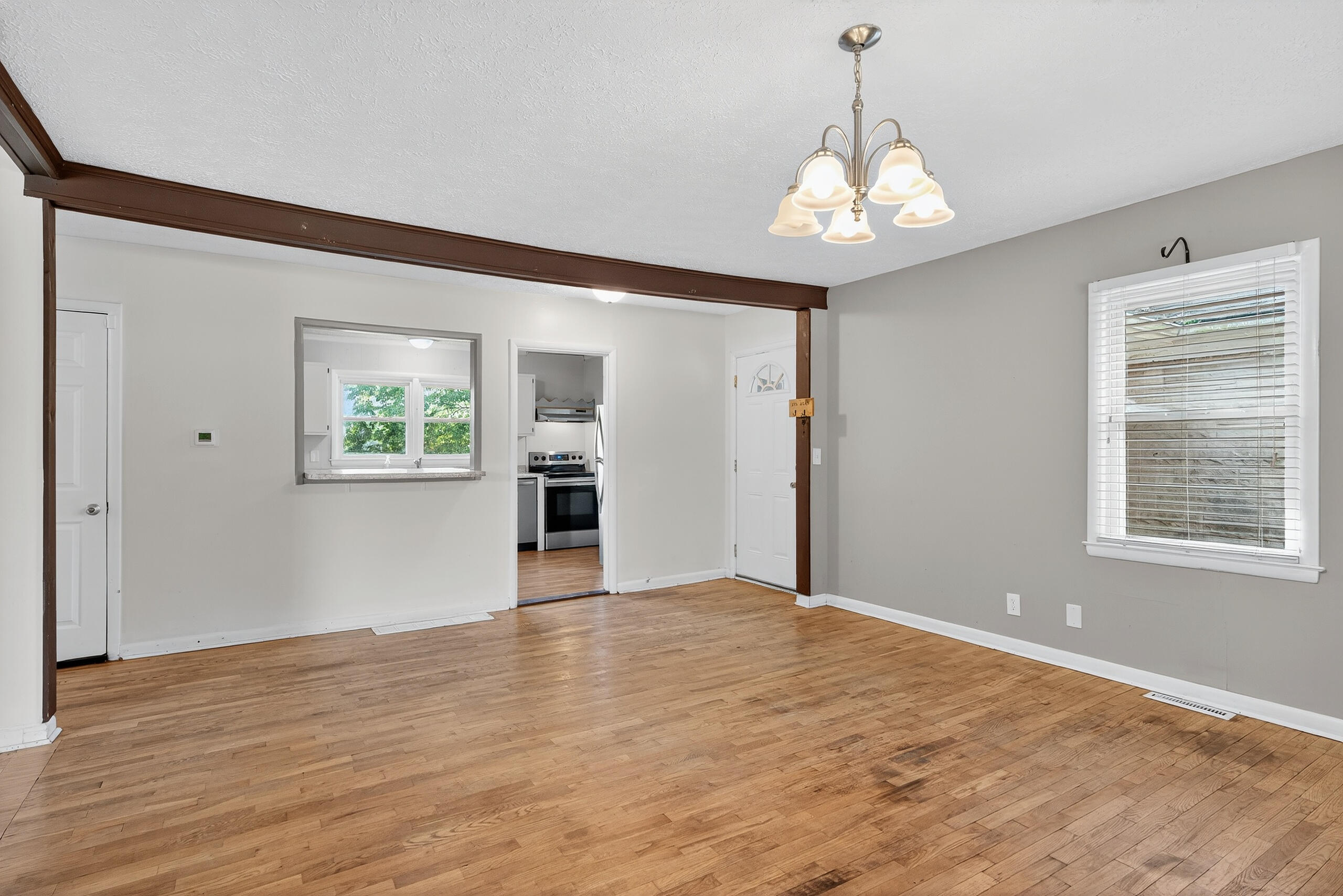 1104 Ruddles Mill Road Paris, KY 40361 - Photo 10 of 42 1104ruddles10