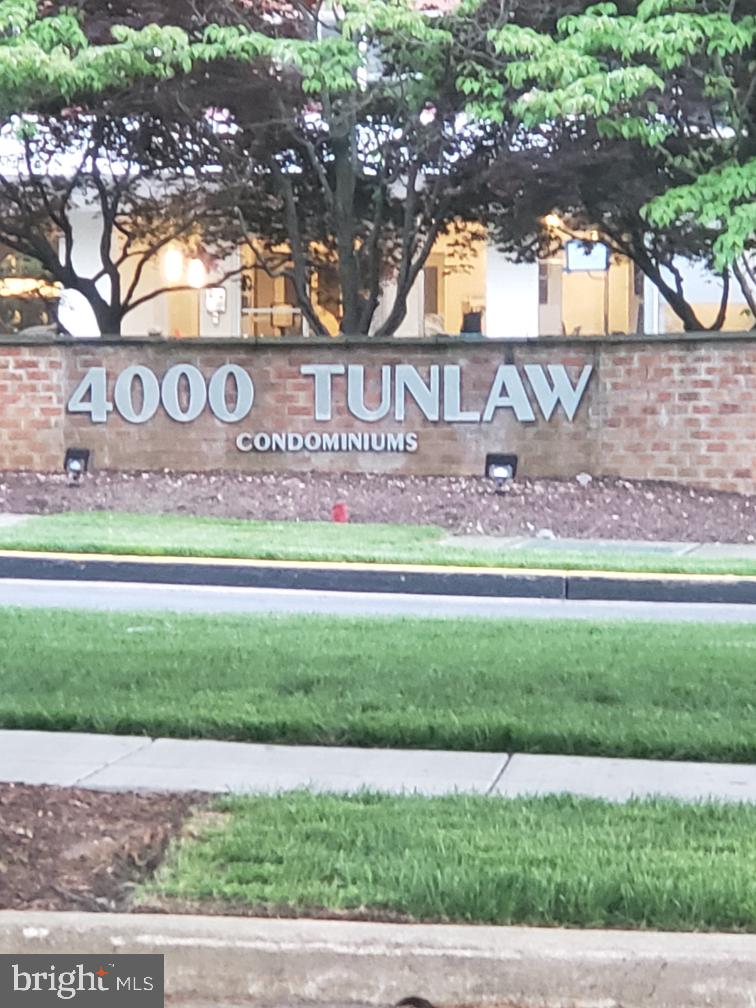 4000 Tunlaw Road Northwest, Unit 13 Washington, DC 20007 - Photo 4 of 6