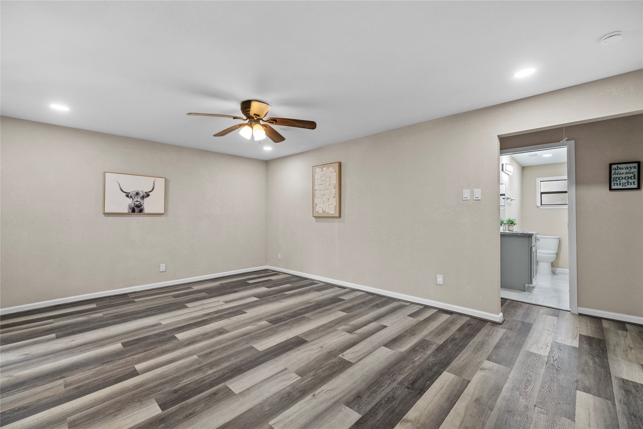 10613 Chadwick Street Houston, TX 77029 - Photo 12 of 33