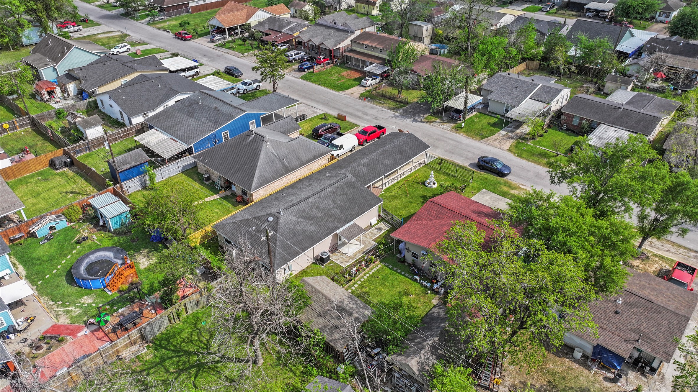 10613 Chadwick Street Houston, TX 77029 - Photo 32 of 33