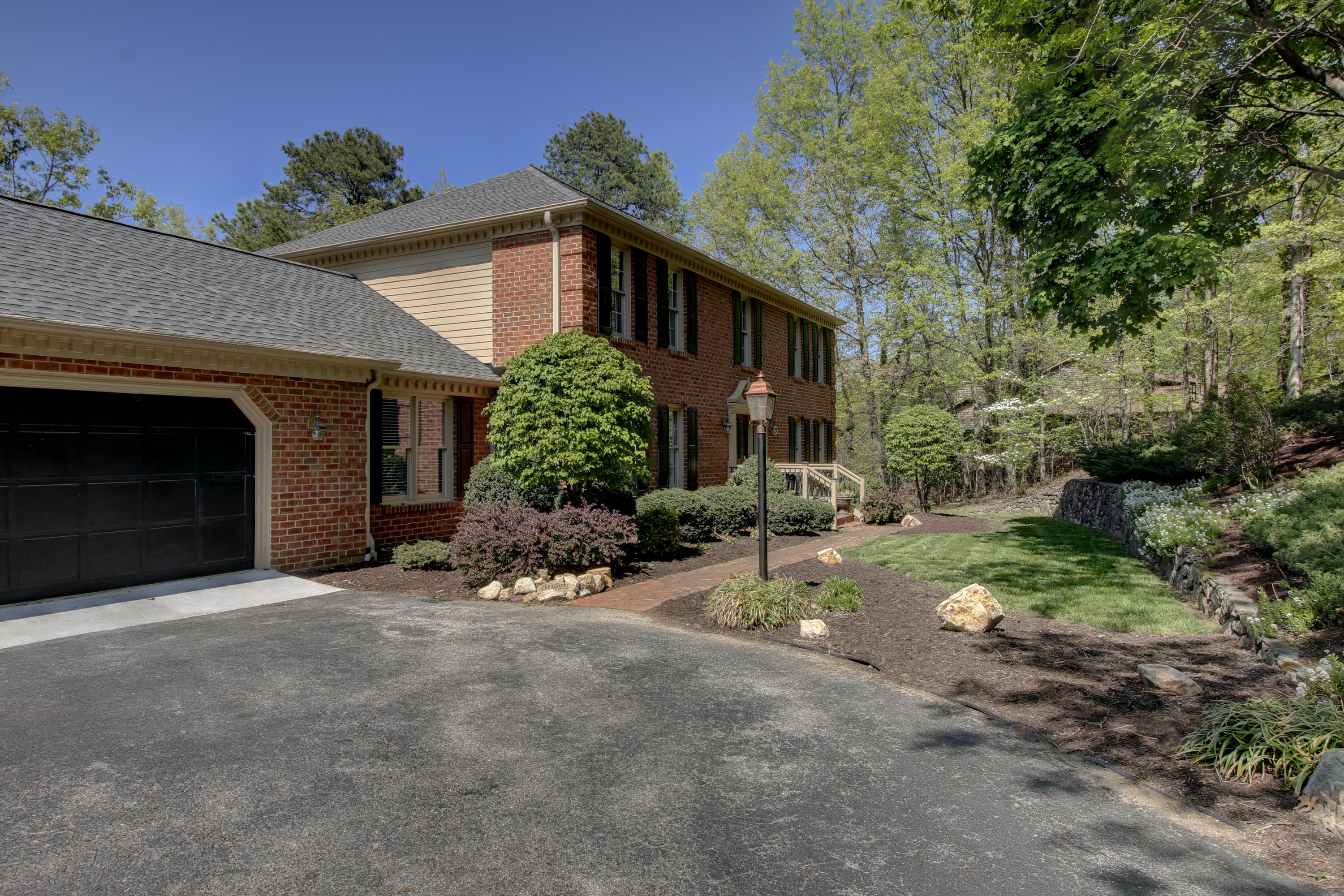 5191 Fox Ridge Road Southwest Roanoke, VA 24018 - Photo 2 of 56 Front