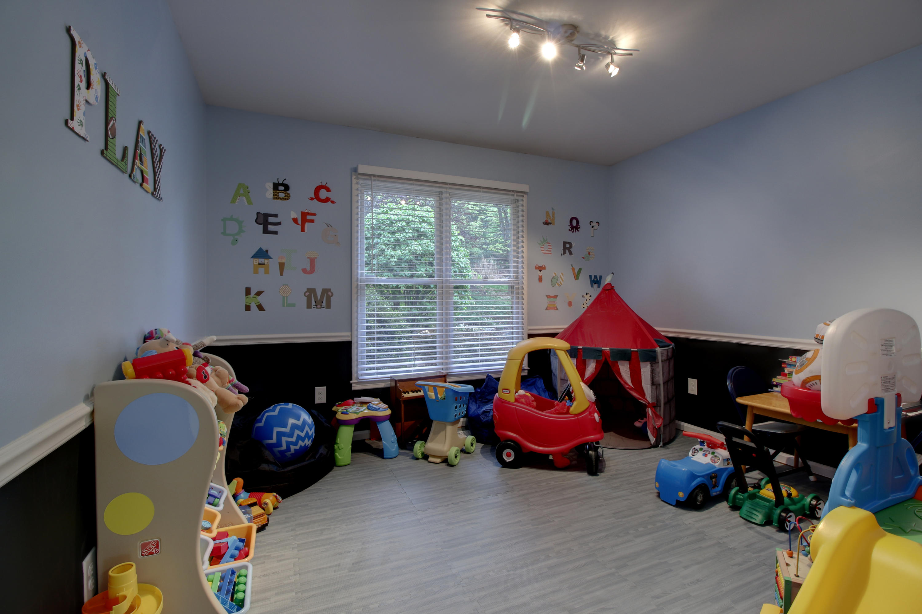 5191 Fox Ridge Road Southwest Roanoke, VA 24018 - Photo 21 of 56 Main Level Playroom/Office