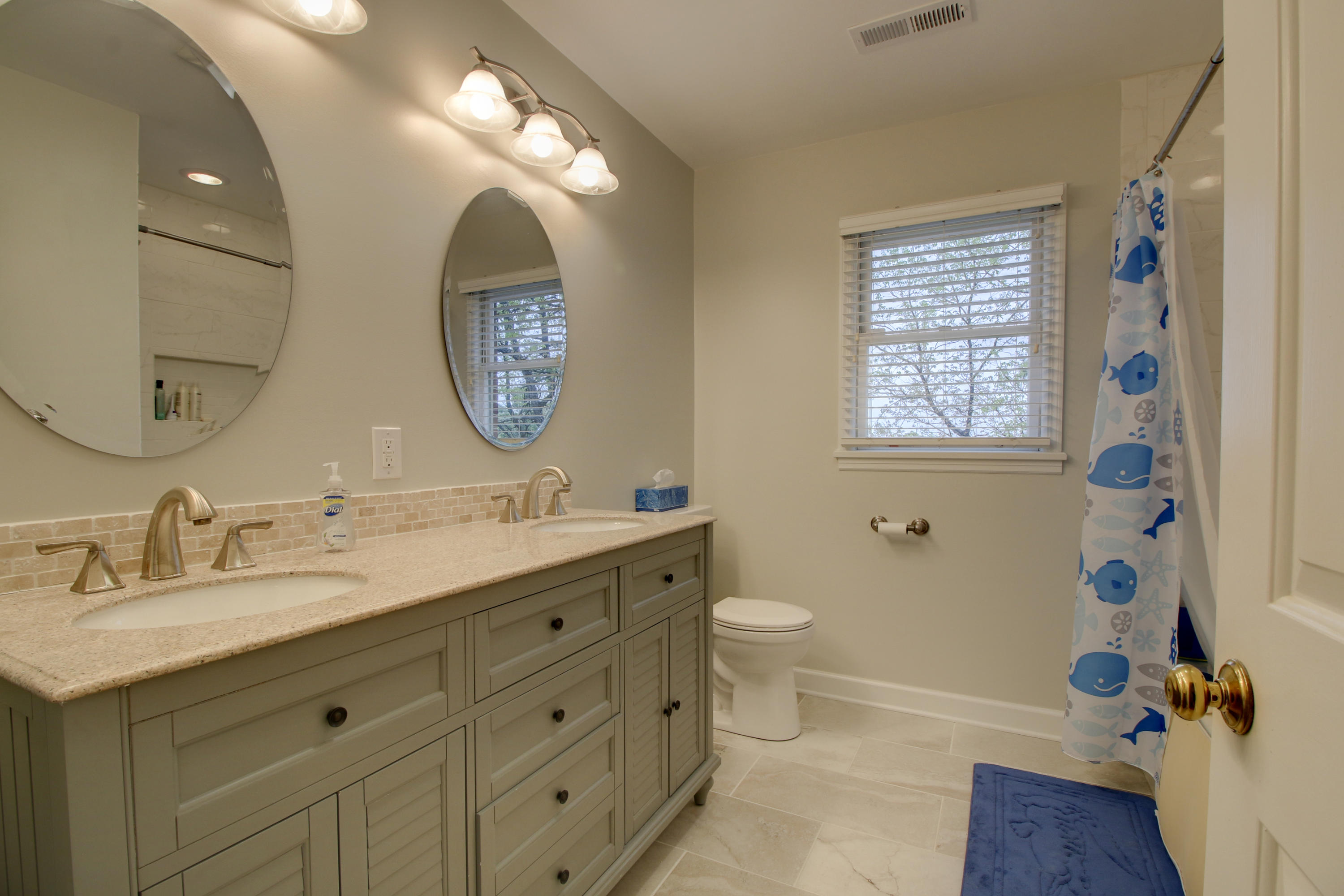 5191 Fox Ridge Road Southwest Roanoke, VA 24018 - Photo 32 of 56 Upper Bath