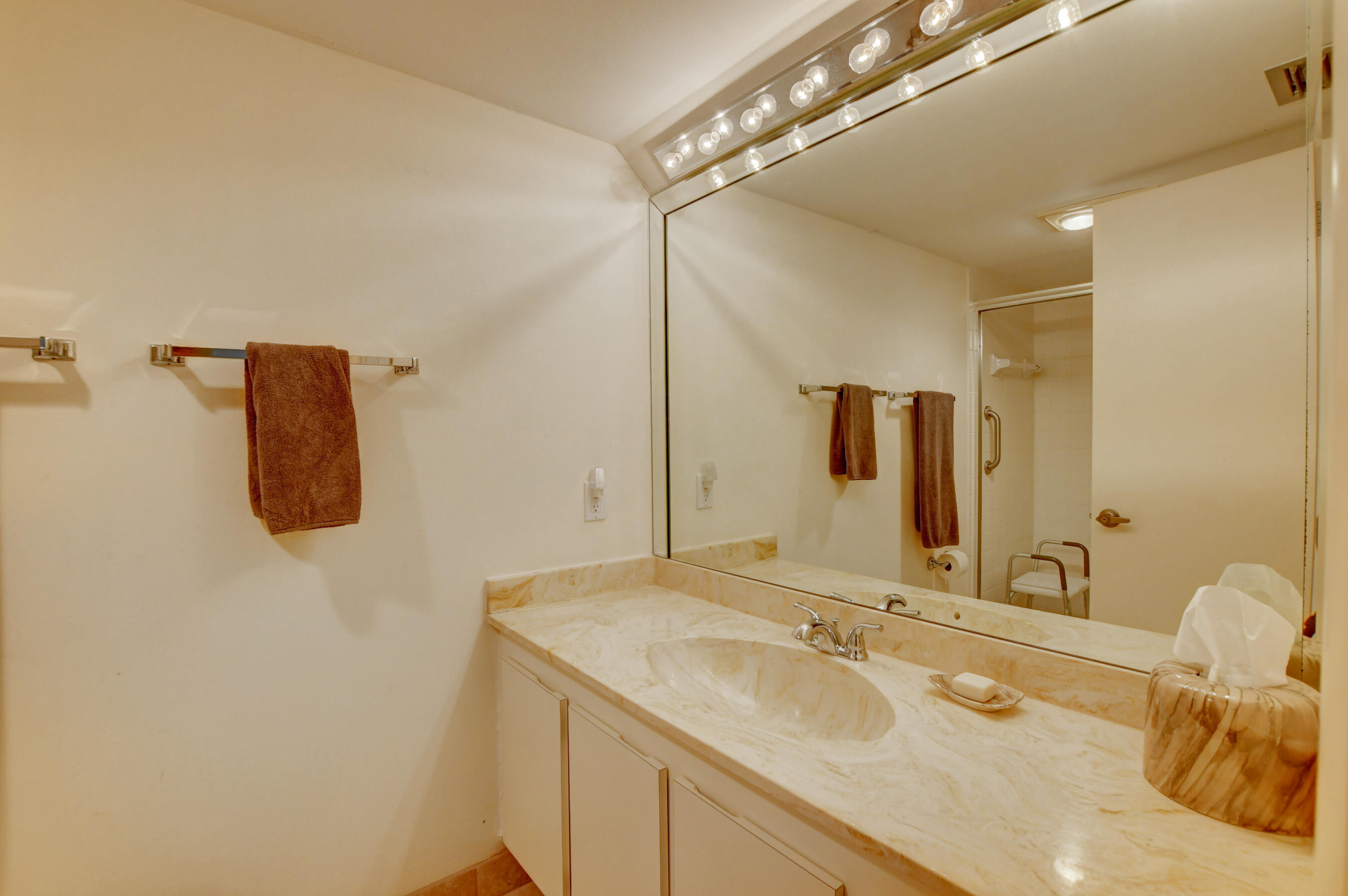 7804 Lakeside Boulevard, Unit G405 Boca Raton, FL 33434 - Photo 22 of 85 EBF_1920And4more
