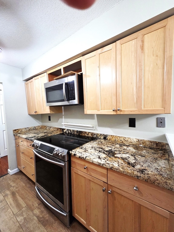 6 Beal's Cove Road, Unit G Hingham, MA 02043 - Photo 2 of 8