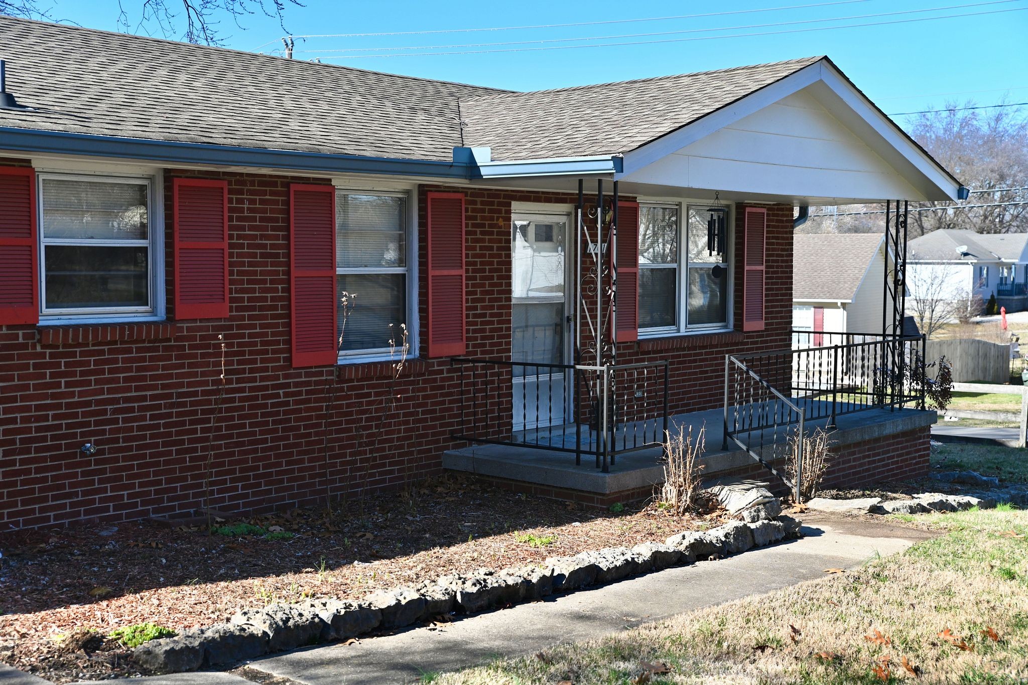 1701 Martindale Drive Springfield, TN 37172 - Photo 2 of 9 Gallery Image 2