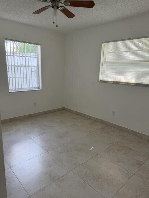 5848 Lincoln Street, Unit AB Hollywood, FL 33021 - Photo 6 of 8 br1