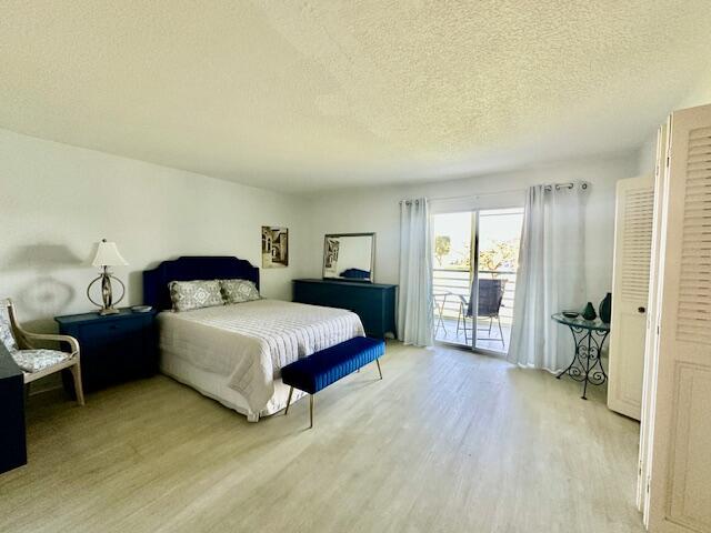 2070 Cornwall East Boca Raton, FL 33434 - Photo 12 of 30 IMG_6520