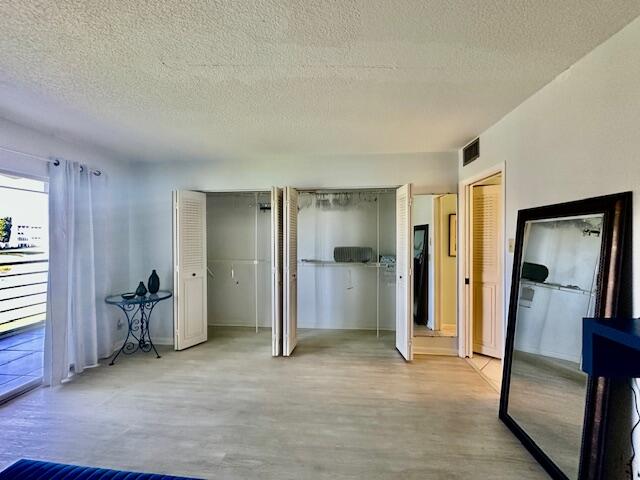 2070 Cornwall East Boca Raton, FL 33434 - Photo 14 of 30 IMG_6521