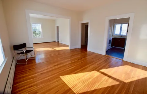$699,900 | 880 Washington Street, Holliston, MA 01746