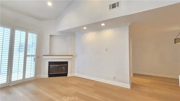 $3,900 | 144 Agostino, Irvine, CA 92614