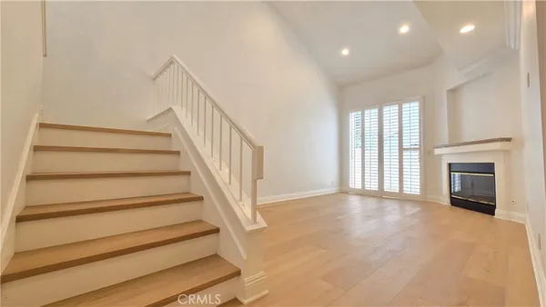 $3,900 | 144 Agostino, Irvine, CA 92614