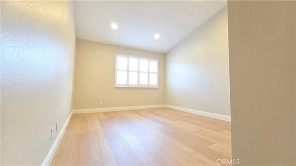 $3,900 | 144 Agostino, Irvine, CA 92614