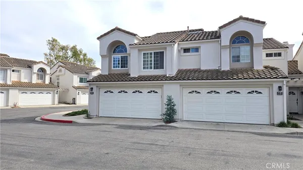 $3,900 | 144 Agostino, Irvine, CA 92614