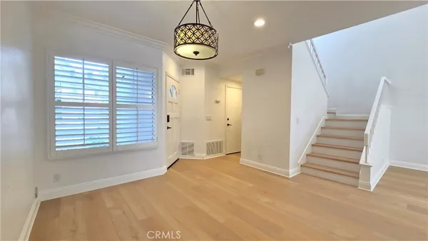 $3,900 | 144 Agostino, Irvine, CA 92614