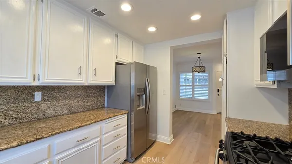 $3,900 | 144 Agostino, Irvine, CA 92614