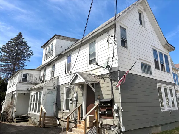 $1,200 | 100 St Charles Street, Johnson City, NY 13790