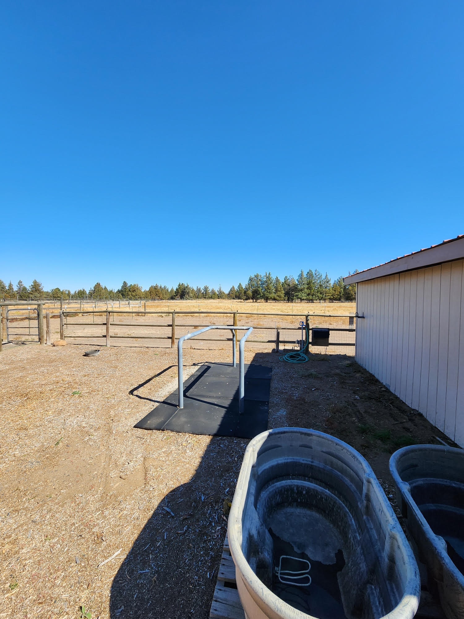 18625 Couch Market Road Bend, OR 97703 - Photo 24 of 36 washing station