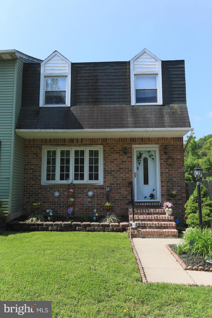 66 Bar Harbor Road Pasadena, MD 21122 - Photo 1 of 30 Exterior (Front)