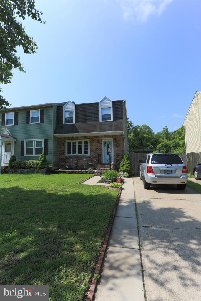 66 Bar Harbor Road Pasadena, MD 21122 - Photo 2 of 30 Exterior (Front)