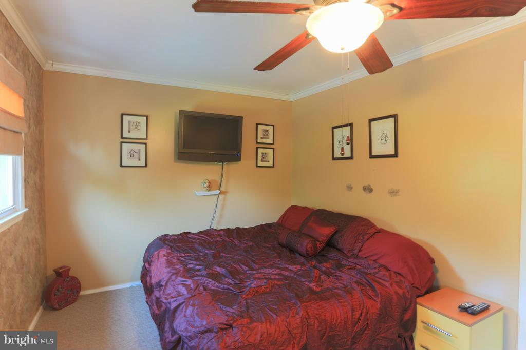 66 Bar Harbor Road Pasadena, MD 21122 - Photo 21 of 30 Bedroom (Master)