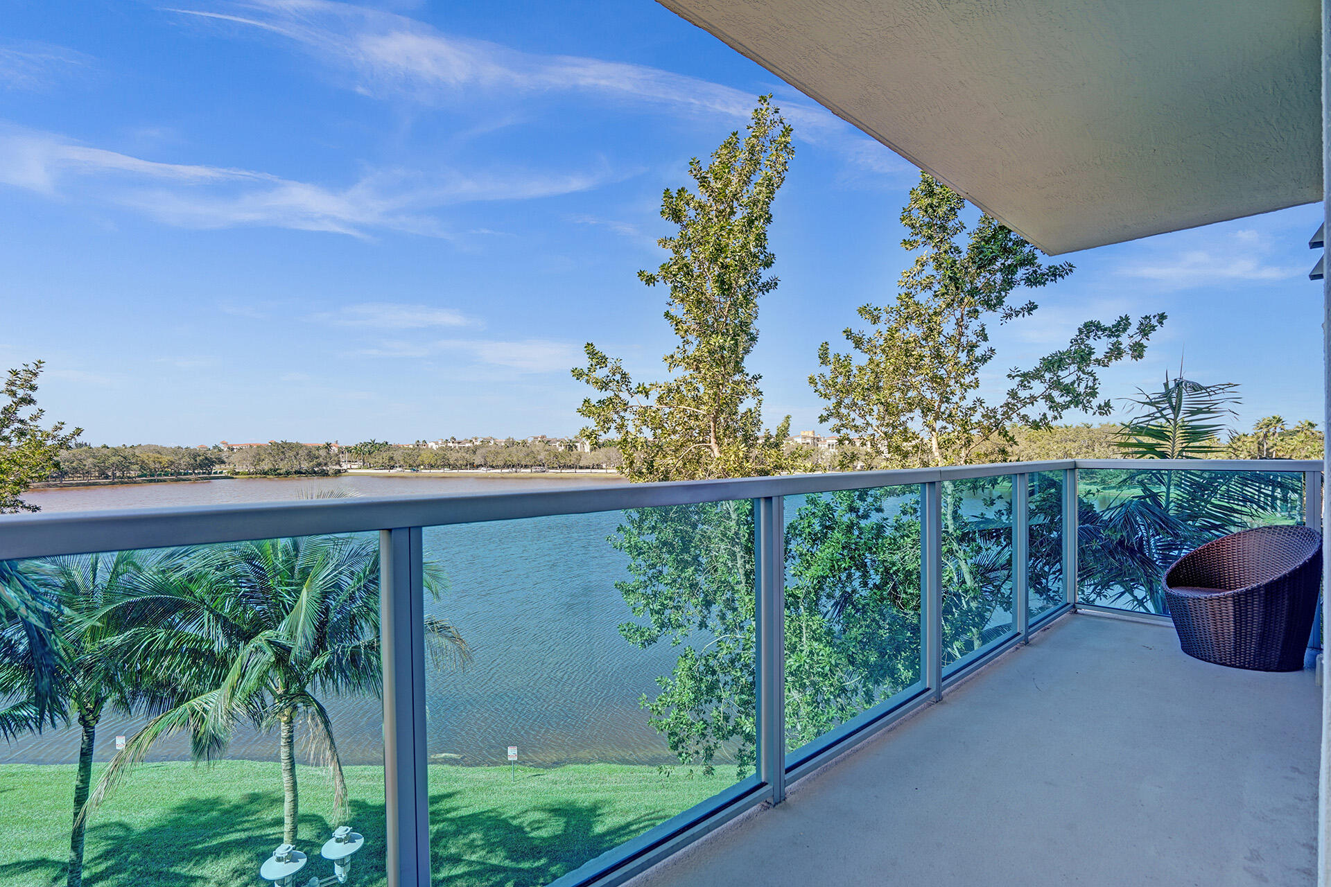 2641 North Flamingo Road, Unit 406N Sunrise, FL 33323 - Photo 21 of 54 DSC03800