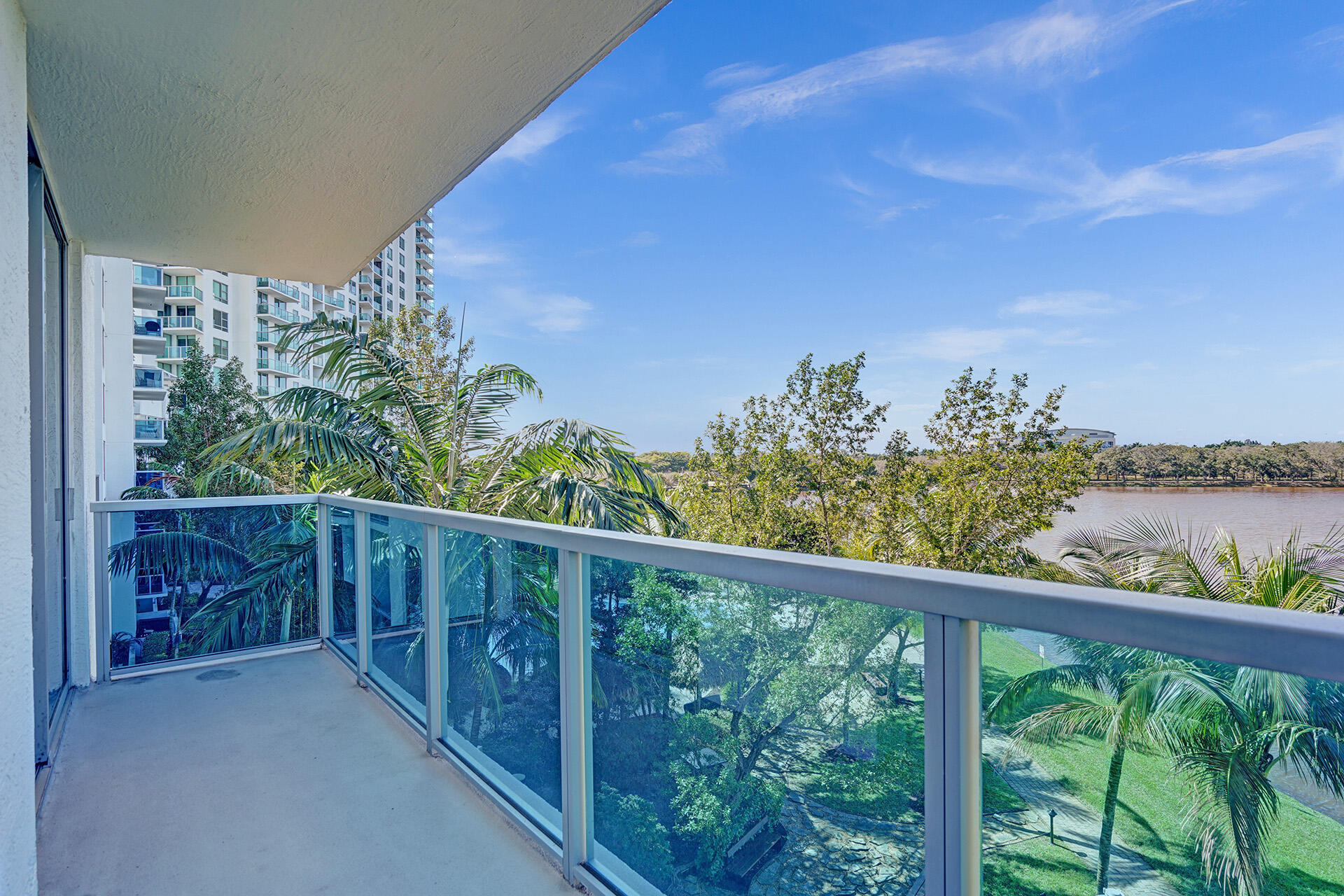 2641 North Flamingo Road, Unit 406N Sunrise, FL 33323 - Photo 26 of 54 DSC03815