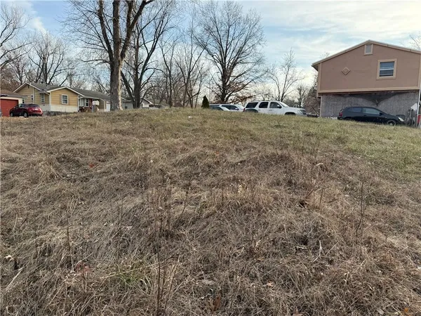 $20,000 | 4918 North Wallace Drive, Kansas City, MO 64119