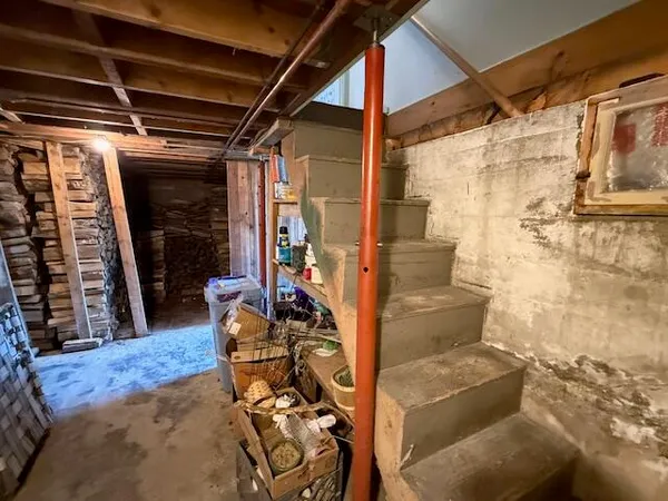 $249,900 | 10 Palm Street, Baileyville, ME 04694