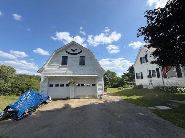 $249,900 | 10 Palm Street, Baileyville, ME 04694