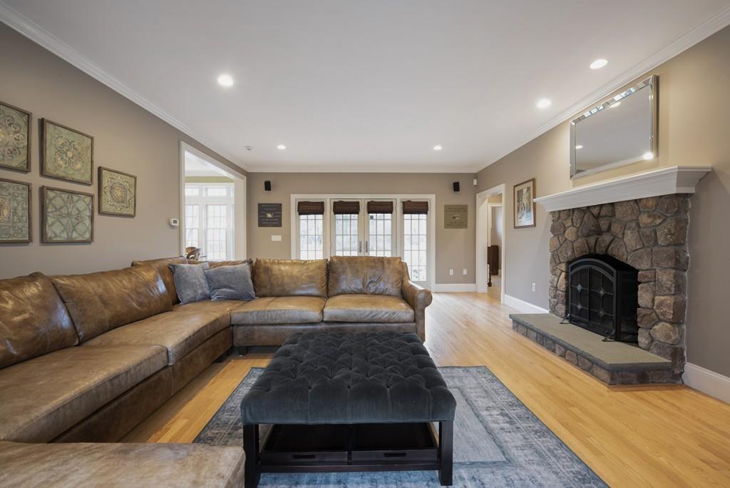 120 Plain Road Wayland, MA 01778 - Photo 6 of 42