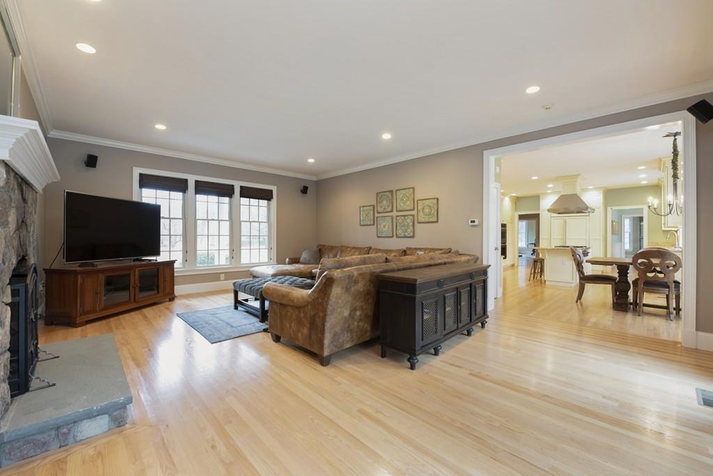 120 Plain Road Wayland, MA 01778 - Photo 7 of 42
