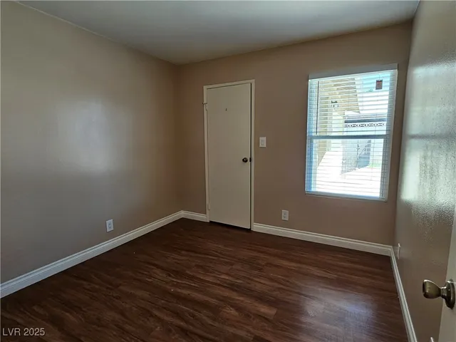 $1,895 | 4525 Troy Street, Las Vegas, NV 89103