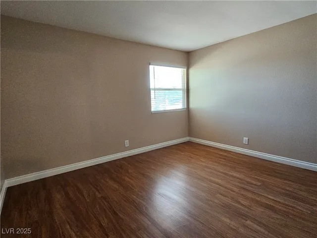 $1,895 | 4525 Troy Street, Las Vegas, NV 89103