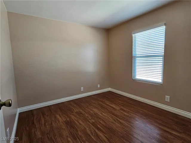 $1,895 | 4525 Troy Street, Las Vegas, NV 89103