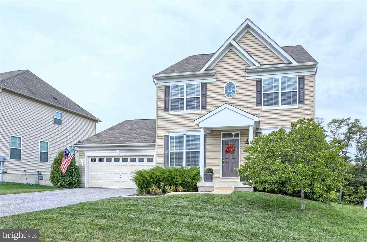 90 Hickory Ridge Circle York, PA 17404 - Photo 1 of 36