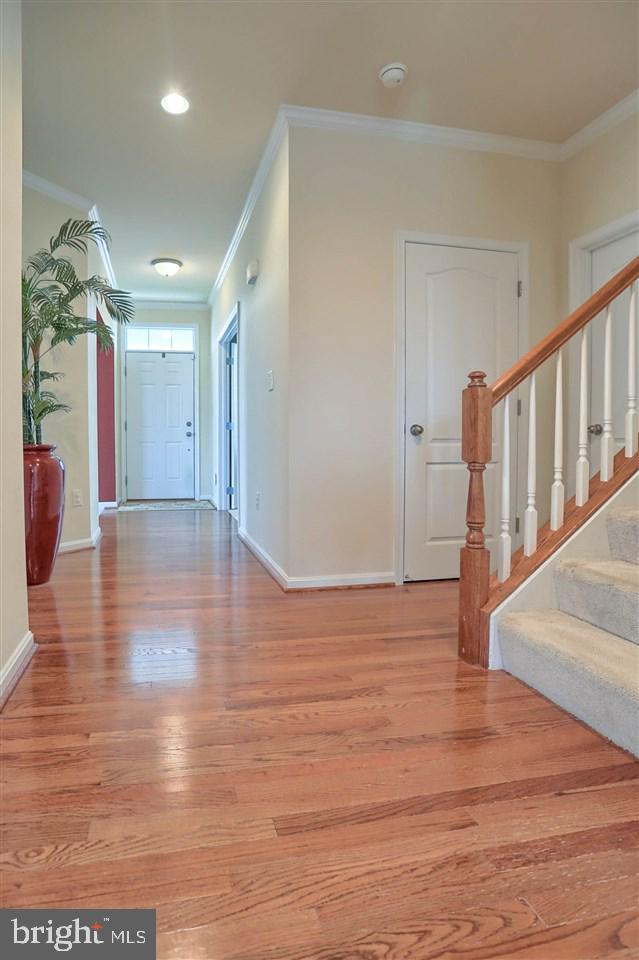90 Hickory Ridge Circle York, PA 17404 - Photo 4 of 36